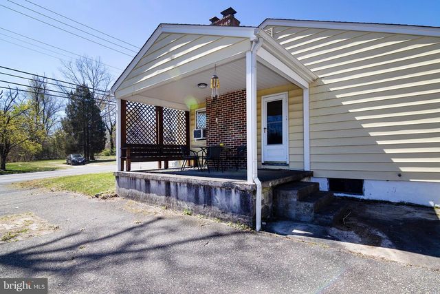 13 CEDAR BROOK RD, Sicklerville, NJ 08081