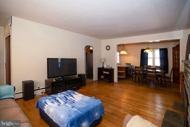 13 CEDAR BROOK RD, Sicklerville, NJ 08081