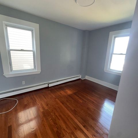 47 Washinton Street 2, Peabody, MA 01960