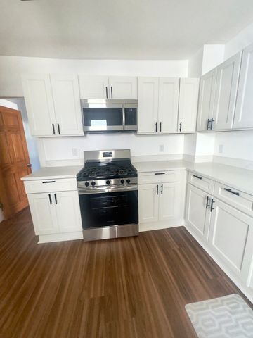 47 Washinton Street 2, Peabody, MA 01960