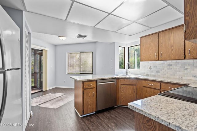 29 HEMBURY Lane, Palm Coast, FL 32137