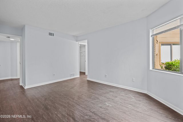 29 HEMBURY Lane, Palm Coast, FL 32137