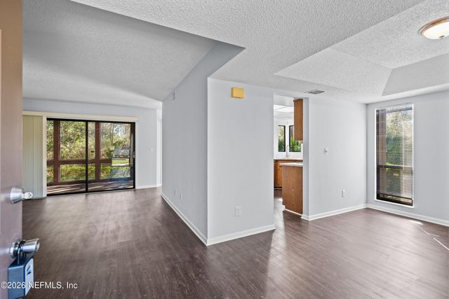 29 HEMBURY Lane, Palm Coast, FL 32137