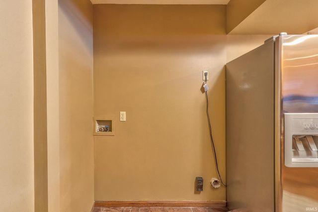 8311 River Park Way, Evansville, IN 47715