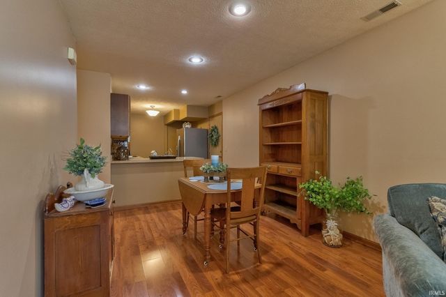8311 River Park Way, Evansville, IN 47715