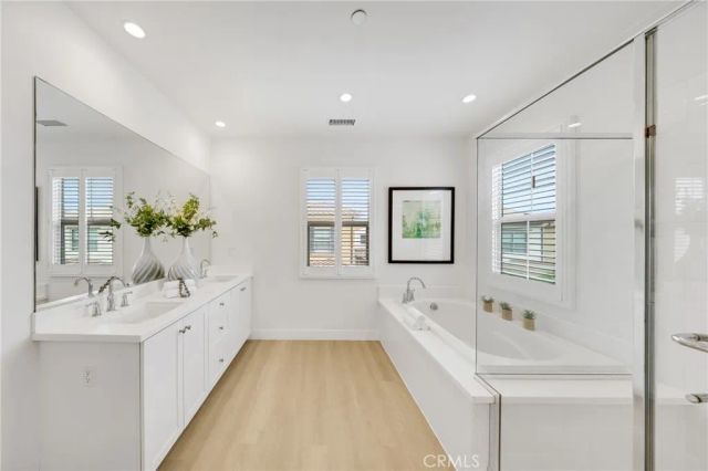 182 Frontier, Irvine, CA 92620