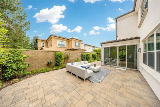 182 Frontier, Irvine, CA 92620