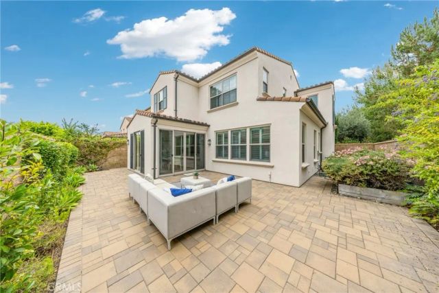 182 Frontier, Irvine, CA 92620