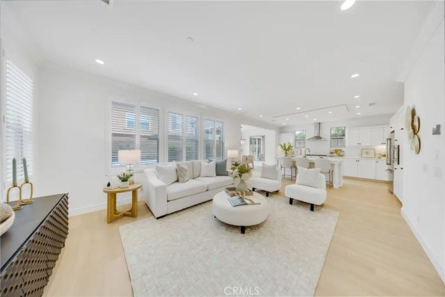 182 Frontier, Irvine, CA 92620