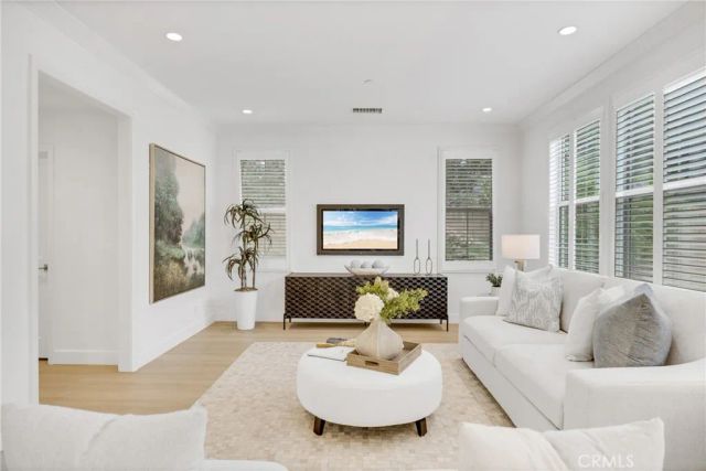 182 Frontier, Irvine, CA 92620
