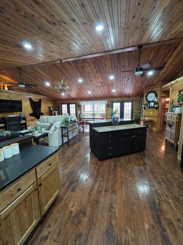 6213 Stafford Road SW, Washington Court House, OH 43160