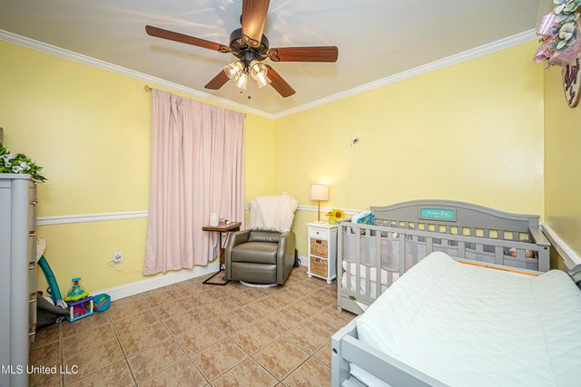 2706 Lynwood Street, Pascagoula, MS 39567