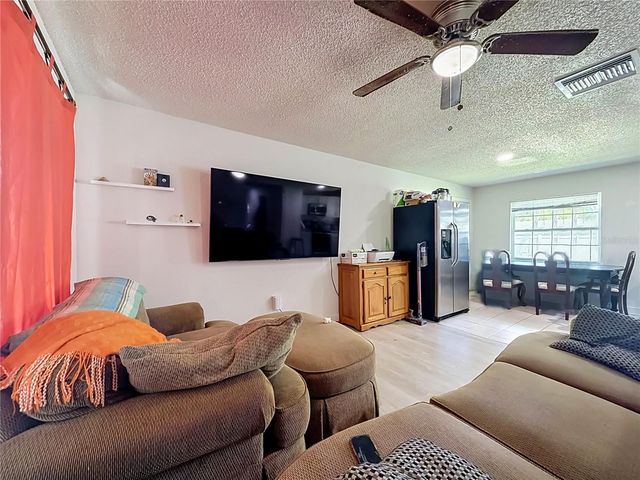 3667 TRIANON DRIVE, Orlando, FL 32818