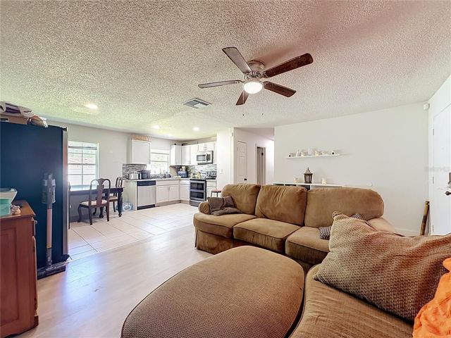 3667 TRIANON DRIVE, Orlando, FL 32818