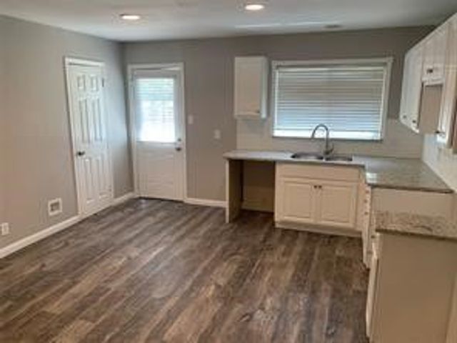 2117 N Hickory Street, Sherman, TX 75092