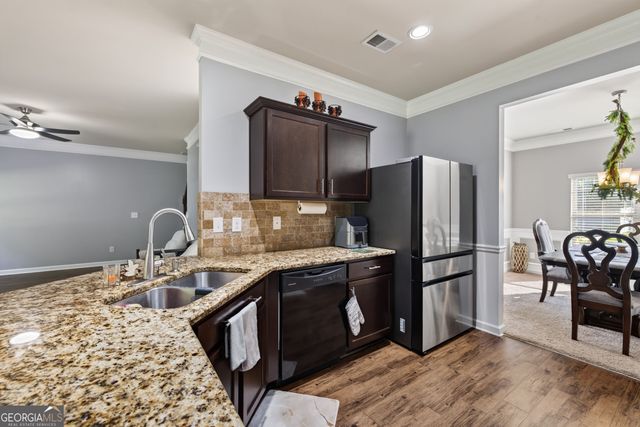 225 Mary Jane Lane, Covington, GA 30016