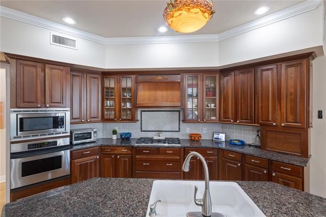 10614 SW 15TH LANE, Gainesville, FL 32607