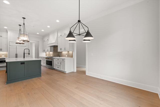 8247 Ambrose Ct, Brentwood, TN 37027