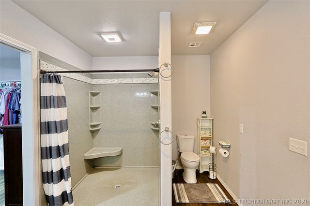 424398 Texanna Road, Checotah, OK 74426