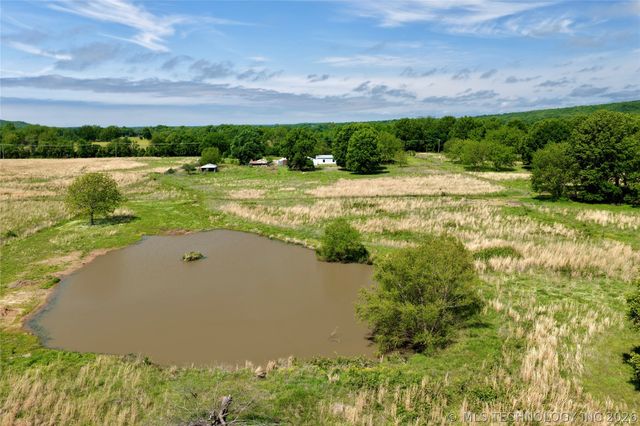 424398 Texanna Road, Checotah, OK 74426