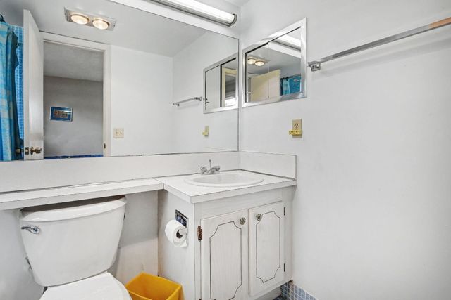 77 Harwood H 77, Deerfield Beach, FL 33442