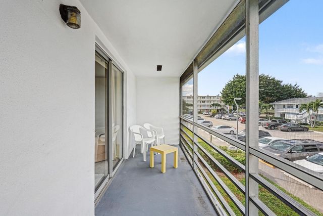 77 Harwood H 77, Deerfield Beach, FL 33442