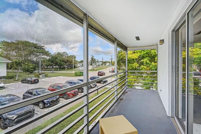 77 Harwood H 77, Deerfield Beach, FL 33442