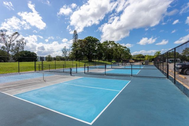 77 Harwood H 77, Deerfield Beach, FL 33442