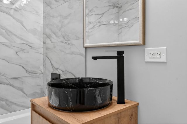 339 Blackhawk Drive, Park Forest, IL 60466