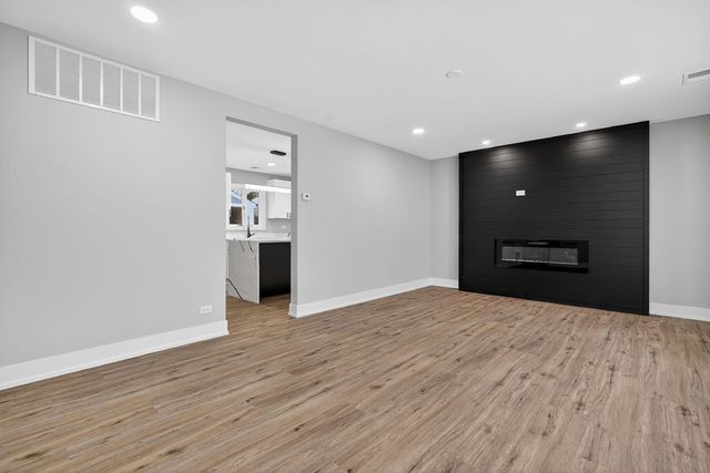 339 Blackhawk Drive, Park Forest, IL 60466