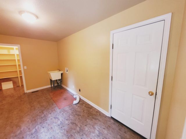 2590 W North Street, Piggott, AR 72454