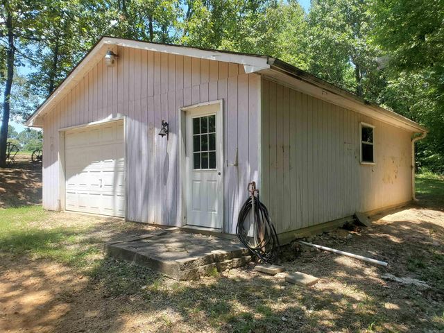 2590 W North Street, Piggott, AR 72454