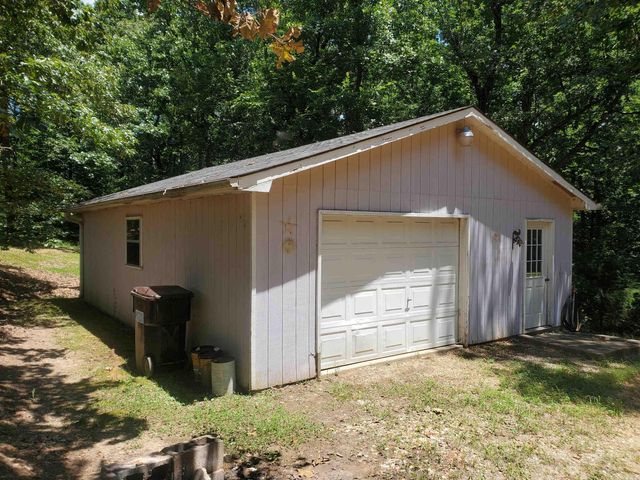 2590 W North Street, Piggott, AR 72454
