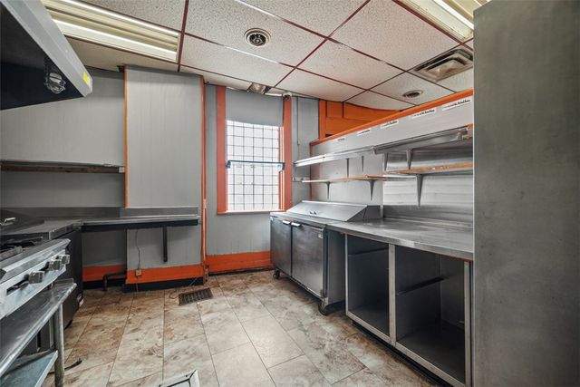 1442 Lowrie Street, Troy Hill, PA 15212