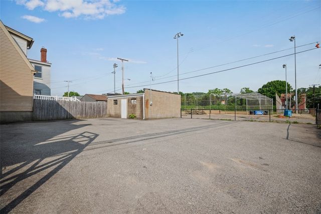 1442 Lowrie Street, Troy Hill, PA 15212