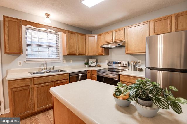 321 COPPERFIELD LN, Winchester, VA 22602