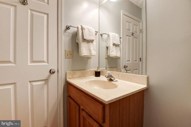 321 COPPERFIELD LN, Winchester, VA 22602