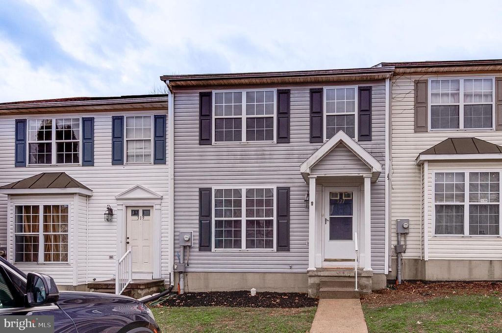 321 COPPERFIELD LN, Winchester, VA 22602