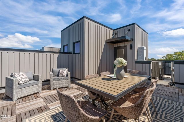 2000 Moody Lane, Durham, NC 27701