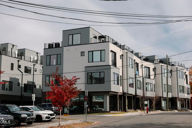 2000 Moody Lane, Durham, NC 27701