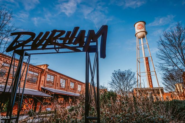 2000 Moody Lane, Durham, NC 27701