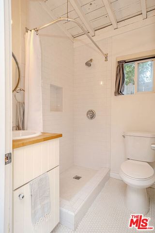 173 S Kingsley Drive, Los Angeles, CA 90004