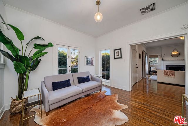 173 S Kingsley Drive, Los Angeles, CA 90004
