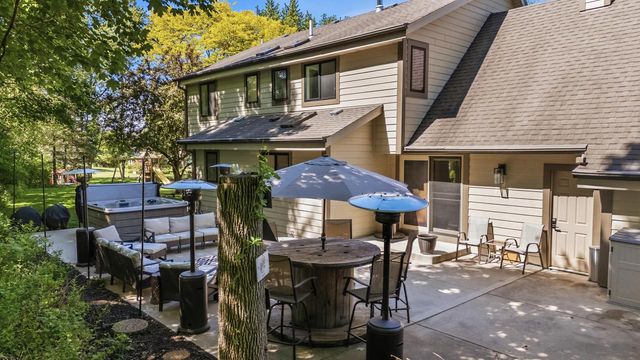 6501 River Meadows Turn, Racine, WI 53402
