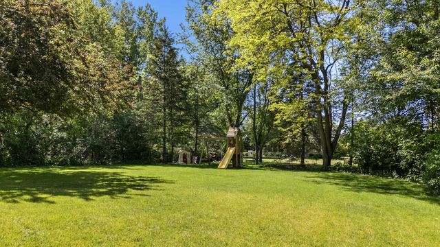 6501 River Meadows Turn, Racine, WI 53402