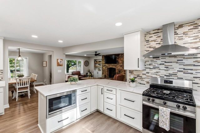 6501 River Meadows Turn, Racine, WI 53402