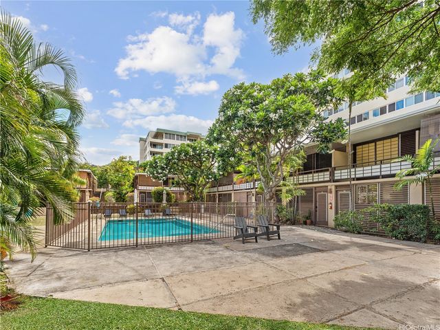 1700 Makiki Street 104, Honolulu, HI 96822