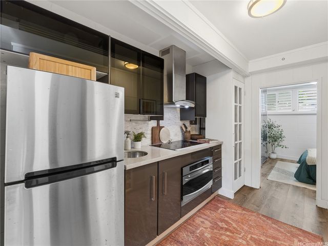 1700 Makiki Street 104, Honolulu, HI 96822