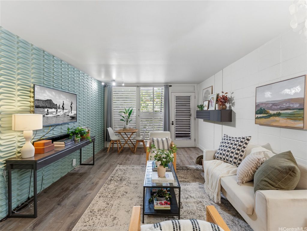 1700 Makiki Street 104, Honolulu, HI 96822