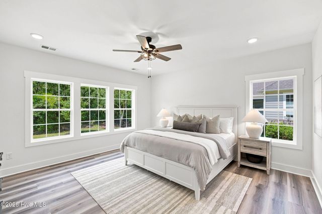 9406 Old Salem Way NW, Calabash, NC 28467